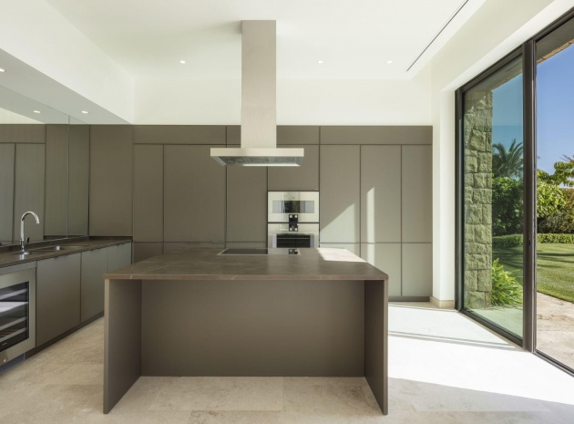 Neubau - Villa - Casares - Pedregales