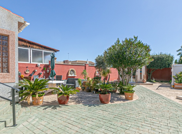 Resale - Townhouse - Los Balcones