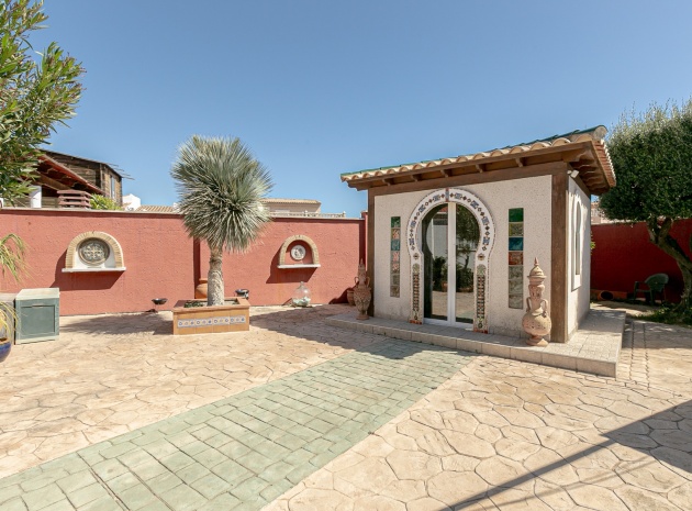 Resale - Townhouse - Los Balcones