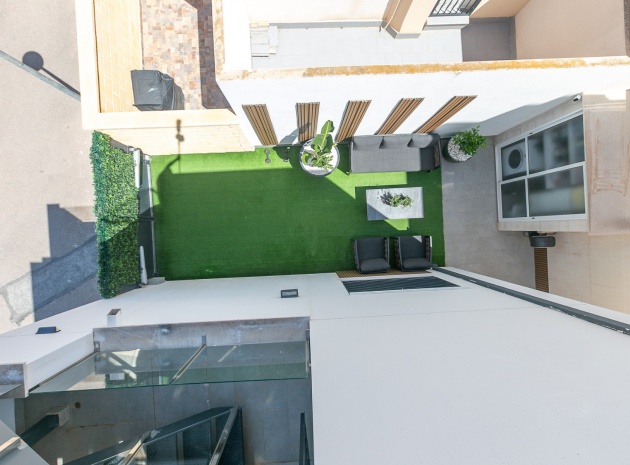 Wiederverkauf - Villa - Villamartin - PAU 26