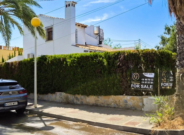 Återförsäljning - Villa - Orihuela - Cabo Roig