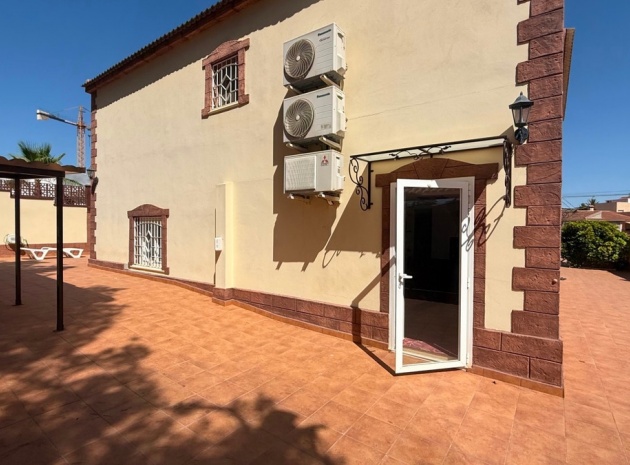 Wiederverkauf - Villa - Torrevieja - Torrevieja Centro