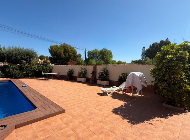 Wiederverkauf - Villa - Torrevieja - Torrevieja Centro