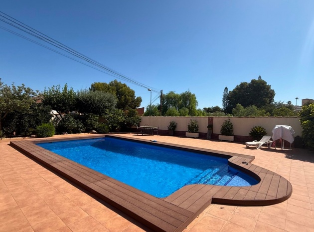 Wiederverkauf - Villa - Torrevieja - Torrevieja Centro