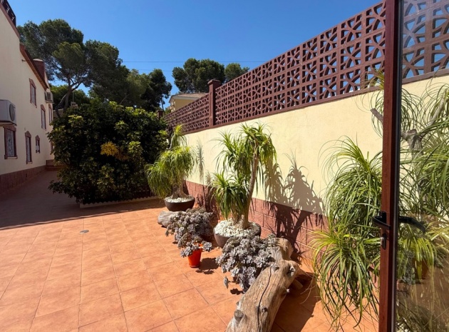 Wiederverkauf - Villa - Torrevieja - Torrevieja Centro