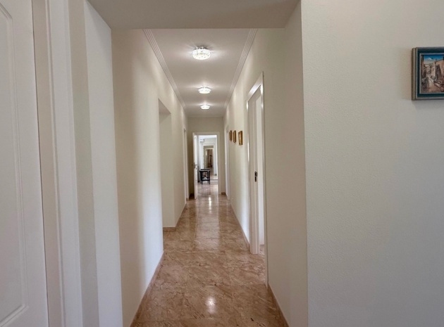Wiederverkauf - Villa - Torrevieja - Torrevieja Centro
