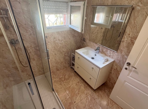 Wiederverkauf - Villa - Torrevieja - Torrevieja Centro