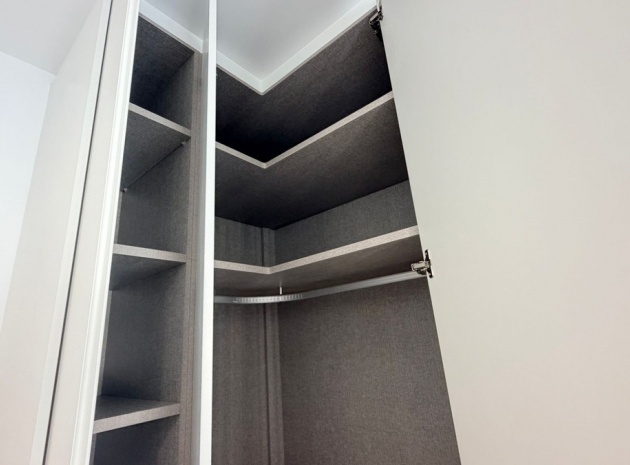 Återförsäljning - Radhus - Catral - Catral Centro