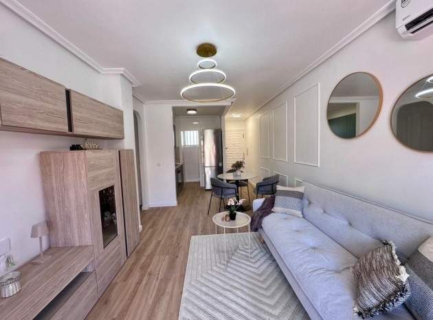 Wiederverkauf - Wohnung - Torrevieja - Torrevieja Centro