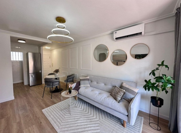 Wiederverkauf - Wohnung - Torrevieja - Torrevieja Centro