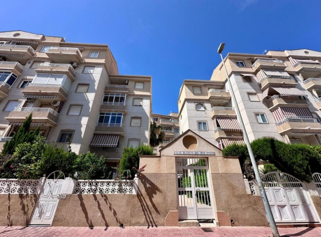 Wiederverkauf - Wohnung - Torrevieja - Torrevieja Centro