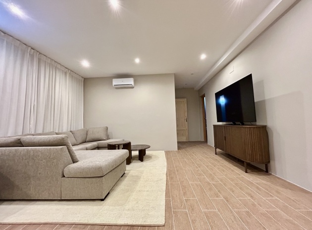 Resale - Villa - La Zenia