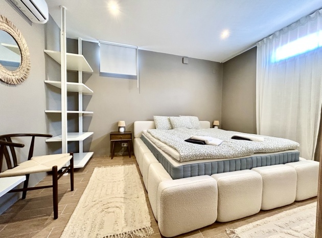 Resale - Villa - La Zenia