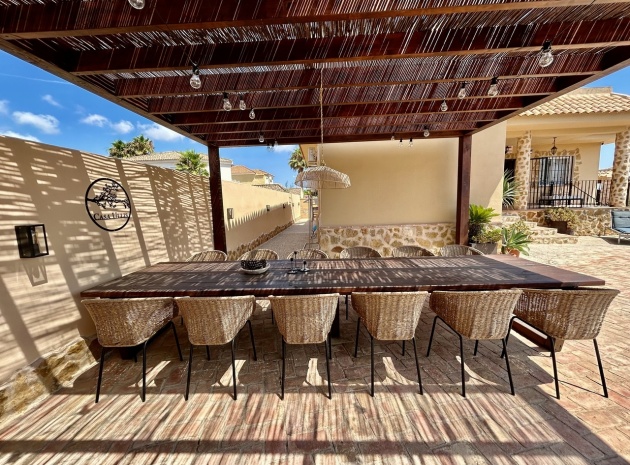 Resale - Villa - La Zenia