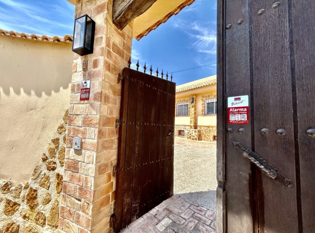Resale - Villa - La Zenia