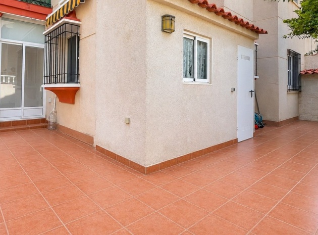 Resale - Villa - Orihuela - Playa Flamenca