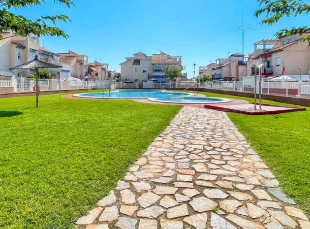 Resale - Villa - Orihuela - Playa Flamenca