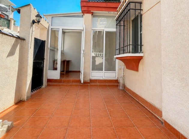 Resale - Villa - Orihuela - Playa Flamenca