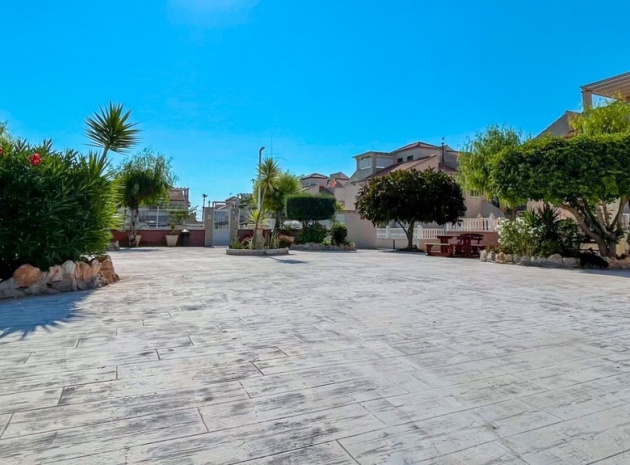 Resale - Villa - Orihuela - Playa Flamenca