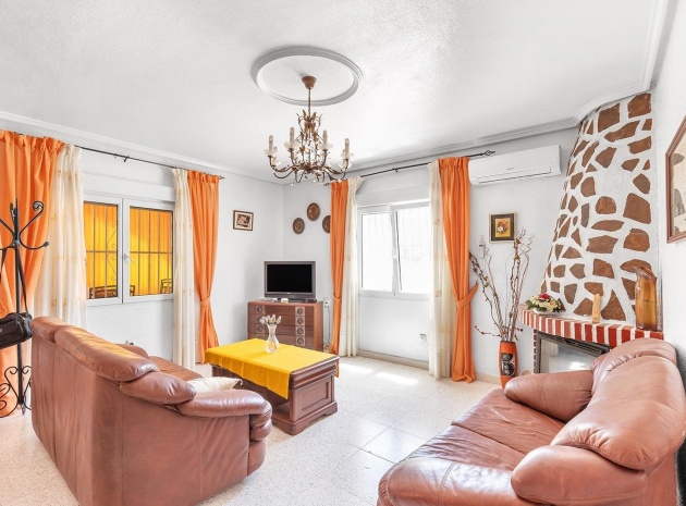Återförsäljning - Villa - Ciudad Quesada - Dona Pepa