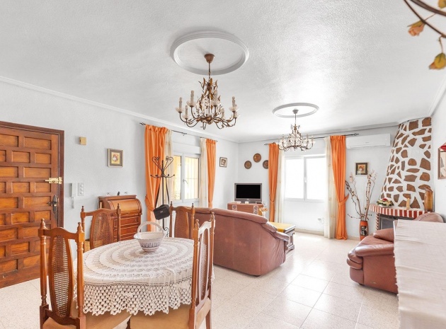 Återförsäljning - Villa - Ciudad Quesada - Dona Pepa