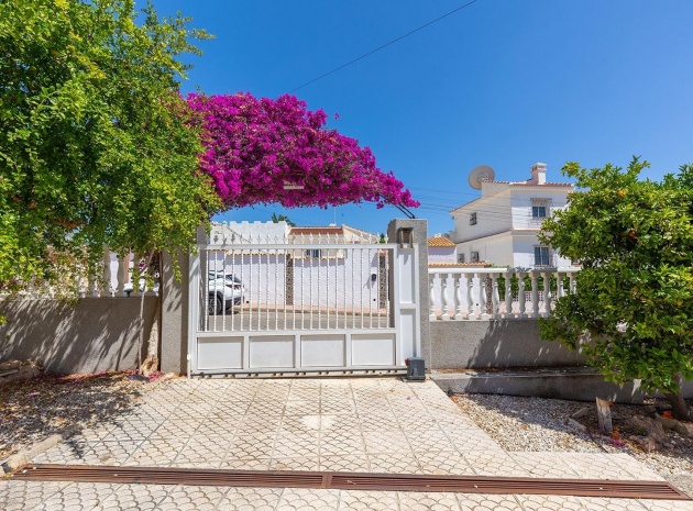 Återförsäljning - Villa - Ciudad Quesada - Dona Pepa