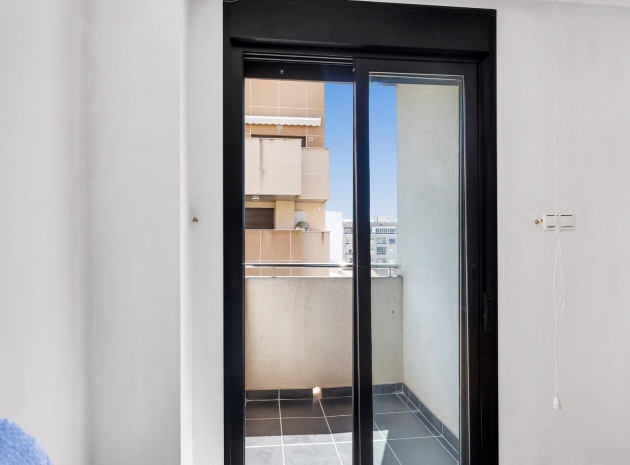 Wiederverkauf - Wohnung - Torrevieja - Beachside Torrevieja