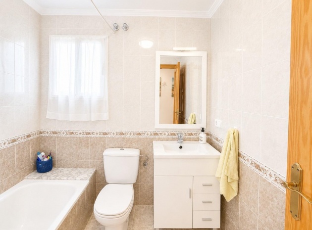 Resale - Apartment - Torrevieja - Beachside Torrevieja