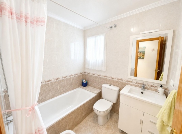 Resale - Apartment - Torrevieja - Beachside Torrevieja