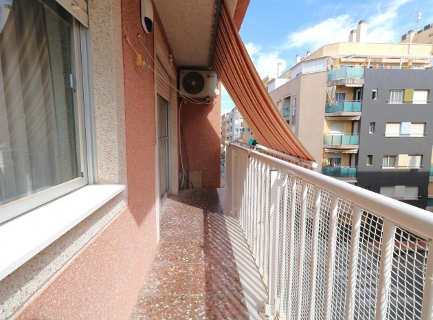 Resale - Apartment - Torrevieja - Beachside Torrevieja