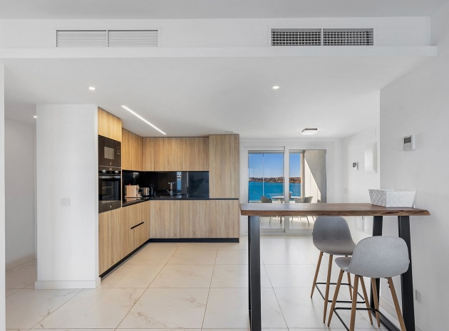 Wiederverkauf - Wohnung - Torrevieja - Punta Prima