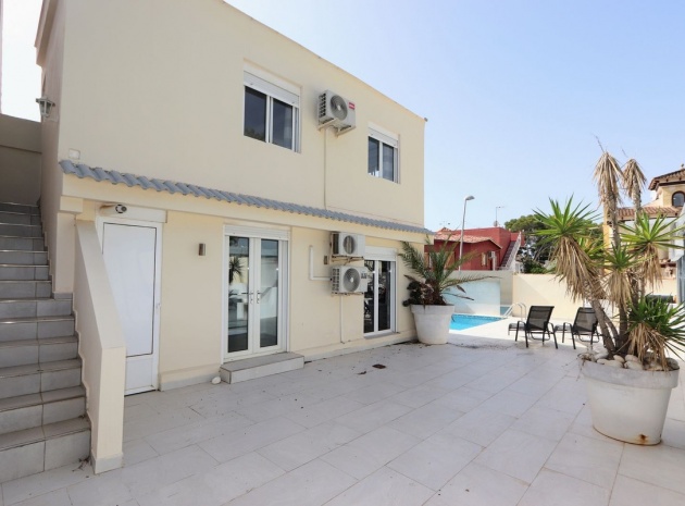 Wiederverkauf - Villa - Orihuela - Los Balcones