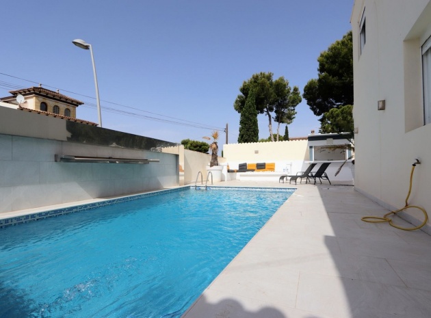 Wiederverkauf - Villa - Orihuela - Los Balcones