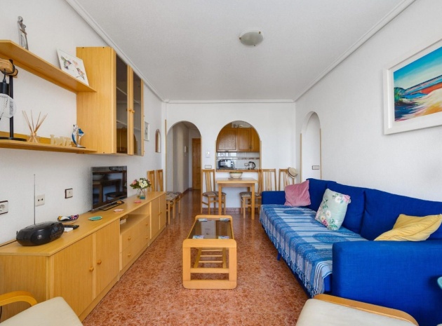 Resale - Apartment - Torrevieja - Torrevieja Centro