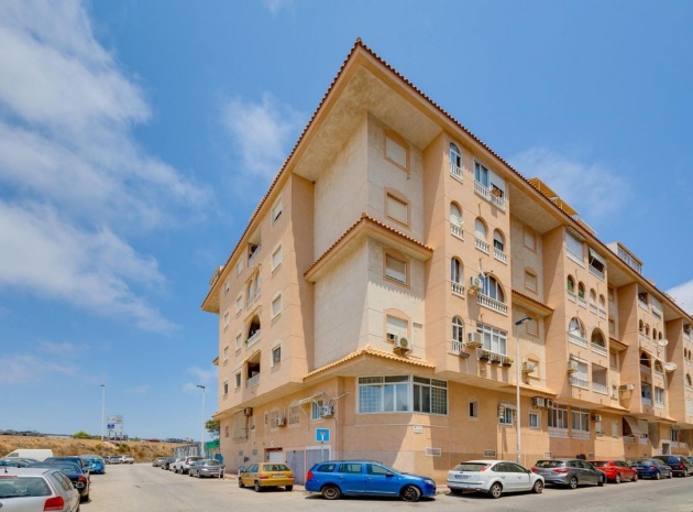 Resale - Apartment - Torrevieja - Torrevieja Centro