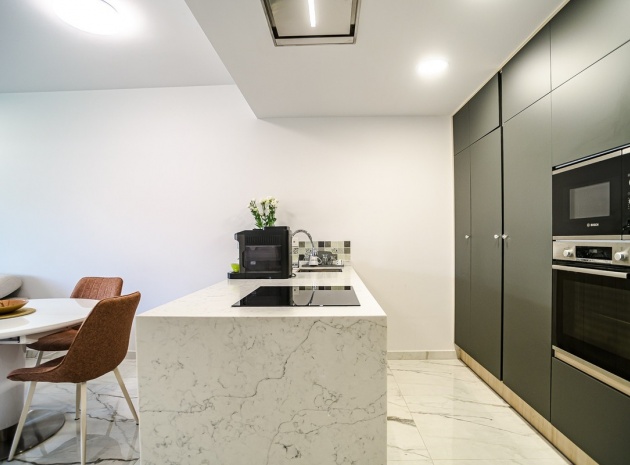 Wiederverkauf - Wohnung - Torrevieja - Torrevieja Centro