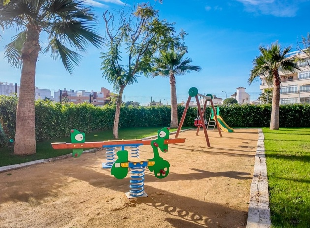 Wiederverkauf - Wohnung - Torrevieja - Torrevieja Centro