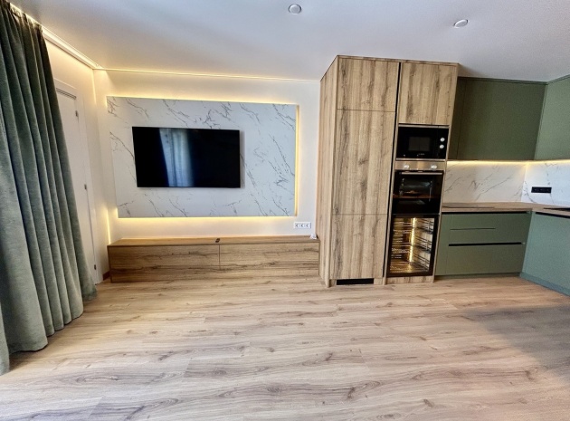 Wiederverkauf - Wohnung - Torrevieja - Torrevieja Centro