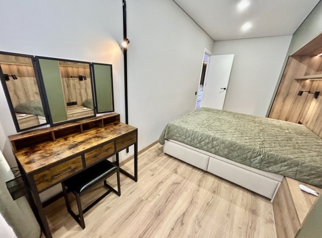 Wiederverkauf - Wohnung - Torrevieja - Torrevieja Centro