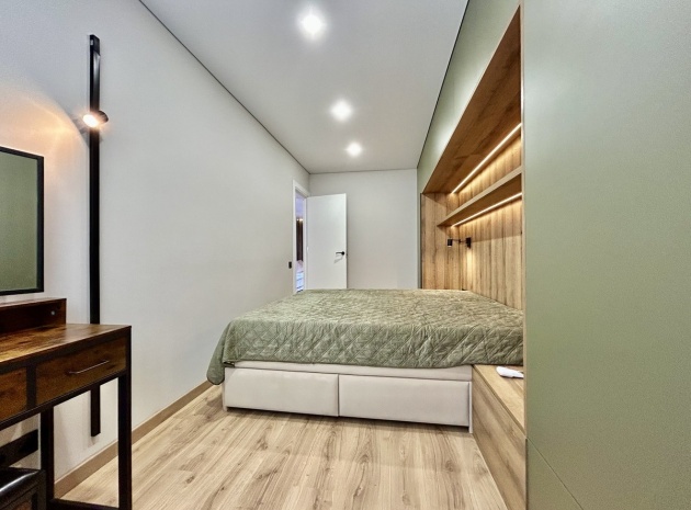 Wiederverkauf - Wohnung - Torrevieja - Torrevieja Centro