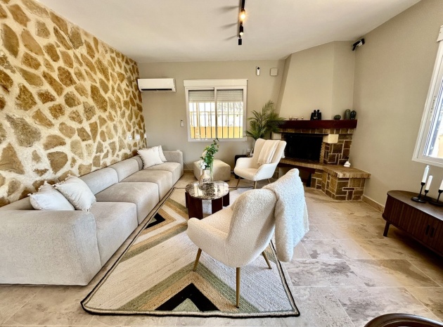 Wiederverkauf - Villa - Orihuela - La Zenia