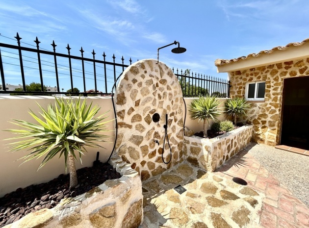 Wiederverkauf - Villa - Orihuela - La Zenia