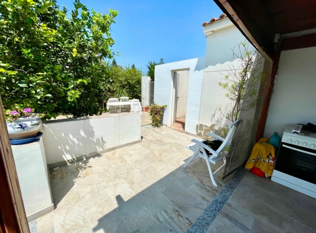 Wiederverkauf - Villa - Daya Nueva - Daya Nueva Centro