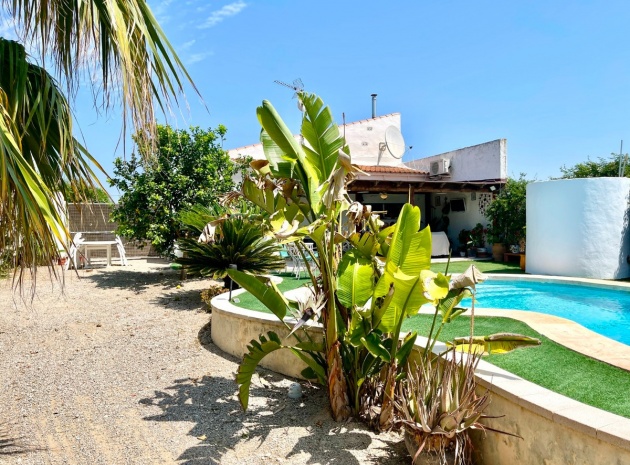 Wiederverkauf - Villa - Daya Nueva - Daya Nueva Centro