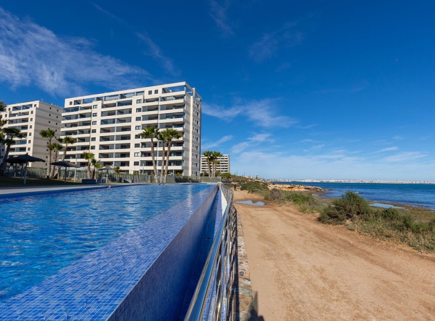 Återförsäljning - Lägenhet - Orihuela - Punta Prima