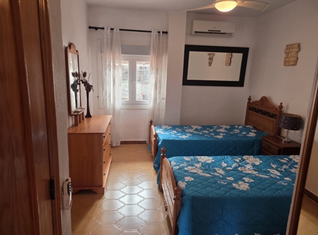 Resale - Apartment - Villamartin