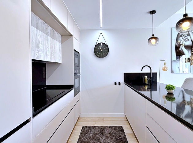 Wiederverkauf - Wohnung - Punta Prima - Res. Innova Beach
