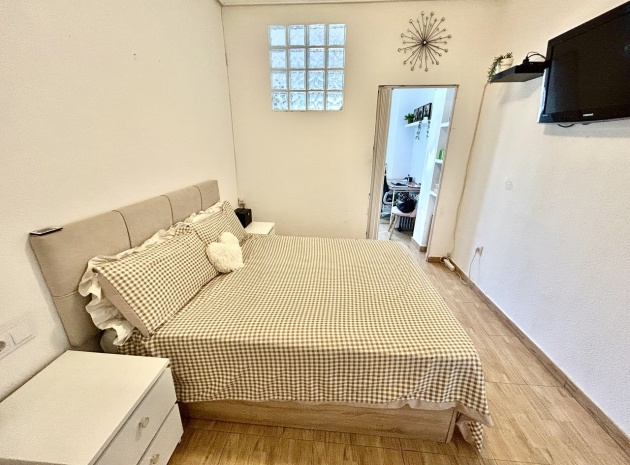 Wiederverkauf - Wohnung - Campoamor - Las Ocas