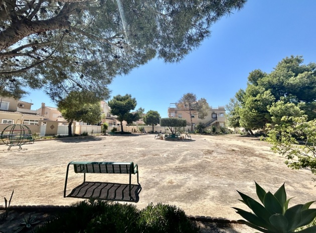 Wiederverkauf - Wohnung - Campoamor - Las Ocas