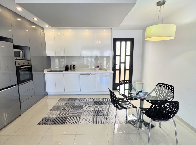 Wiederverkauf - Wohnung - Mil Palmeras - playa elisa bay